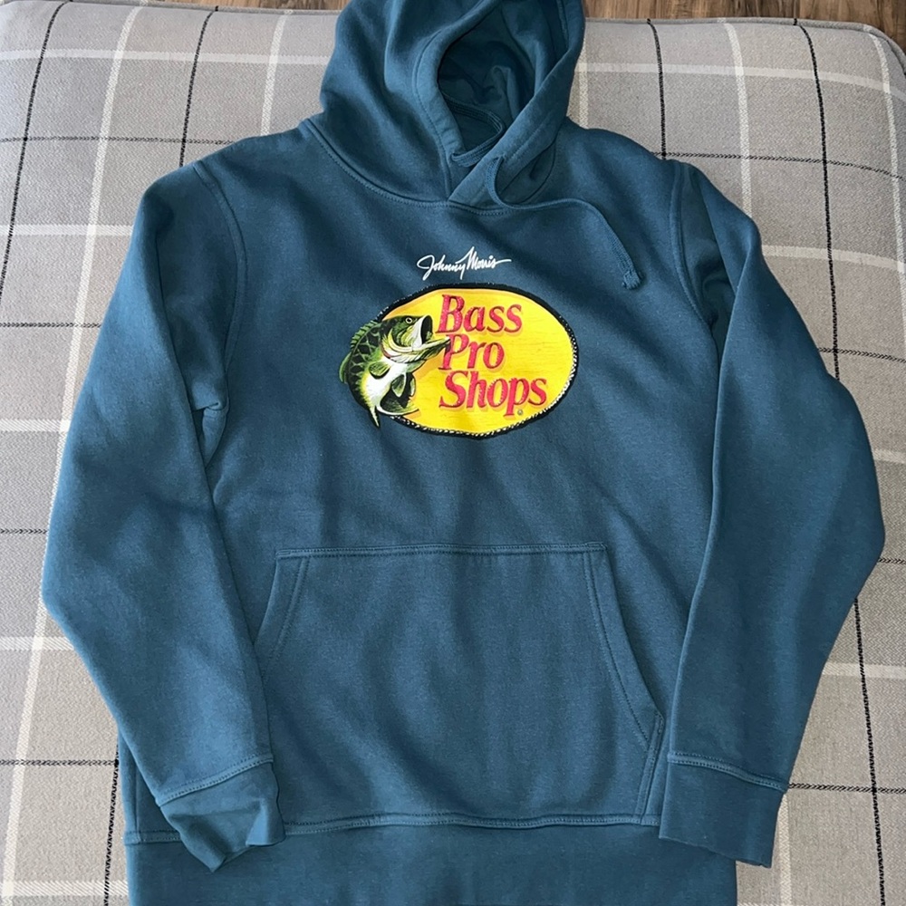 Bass pro shop hoodie